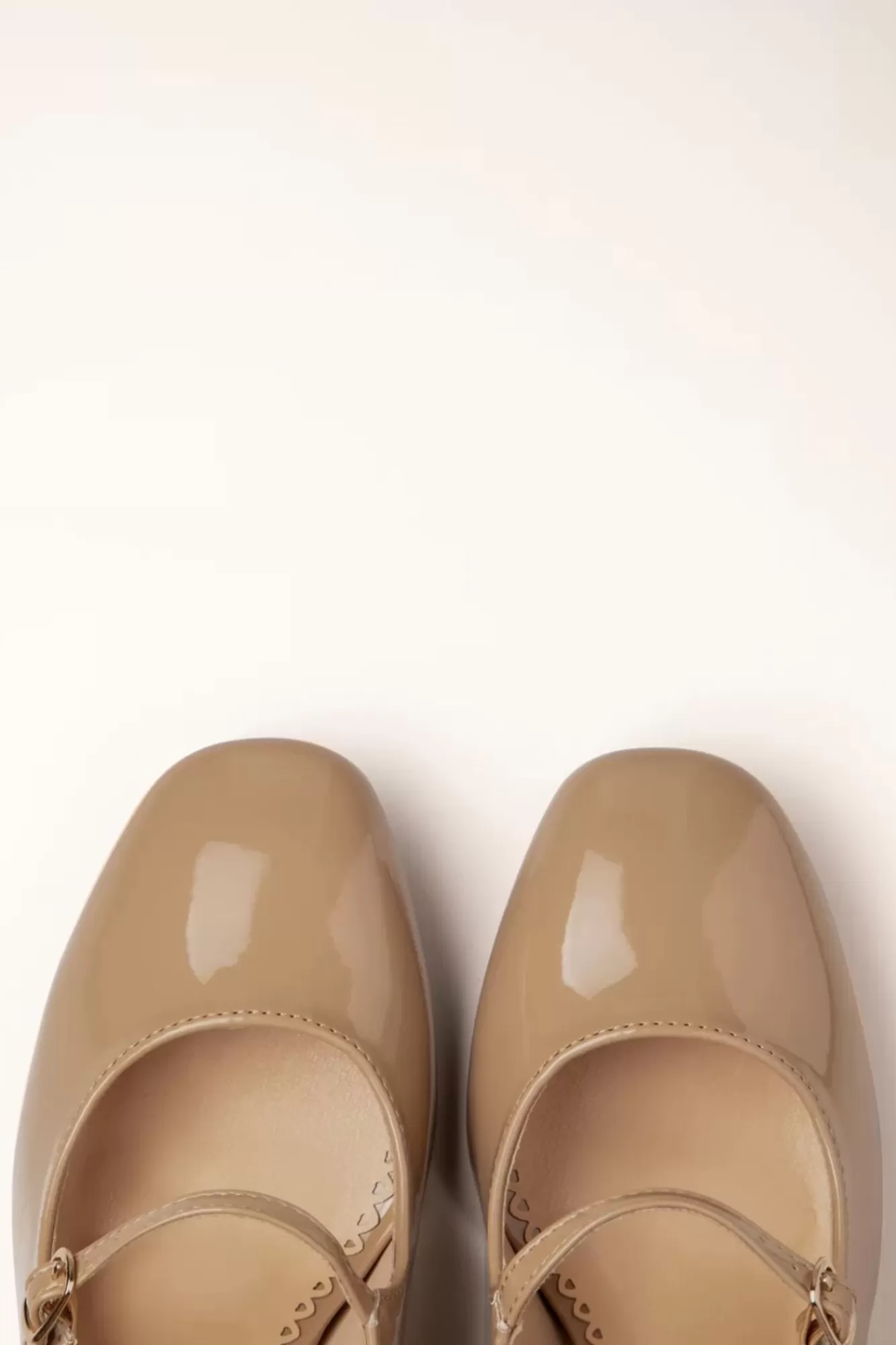 Banned Retro Annie Mary Jane Pumps In Latte | Vrouwen Pumps