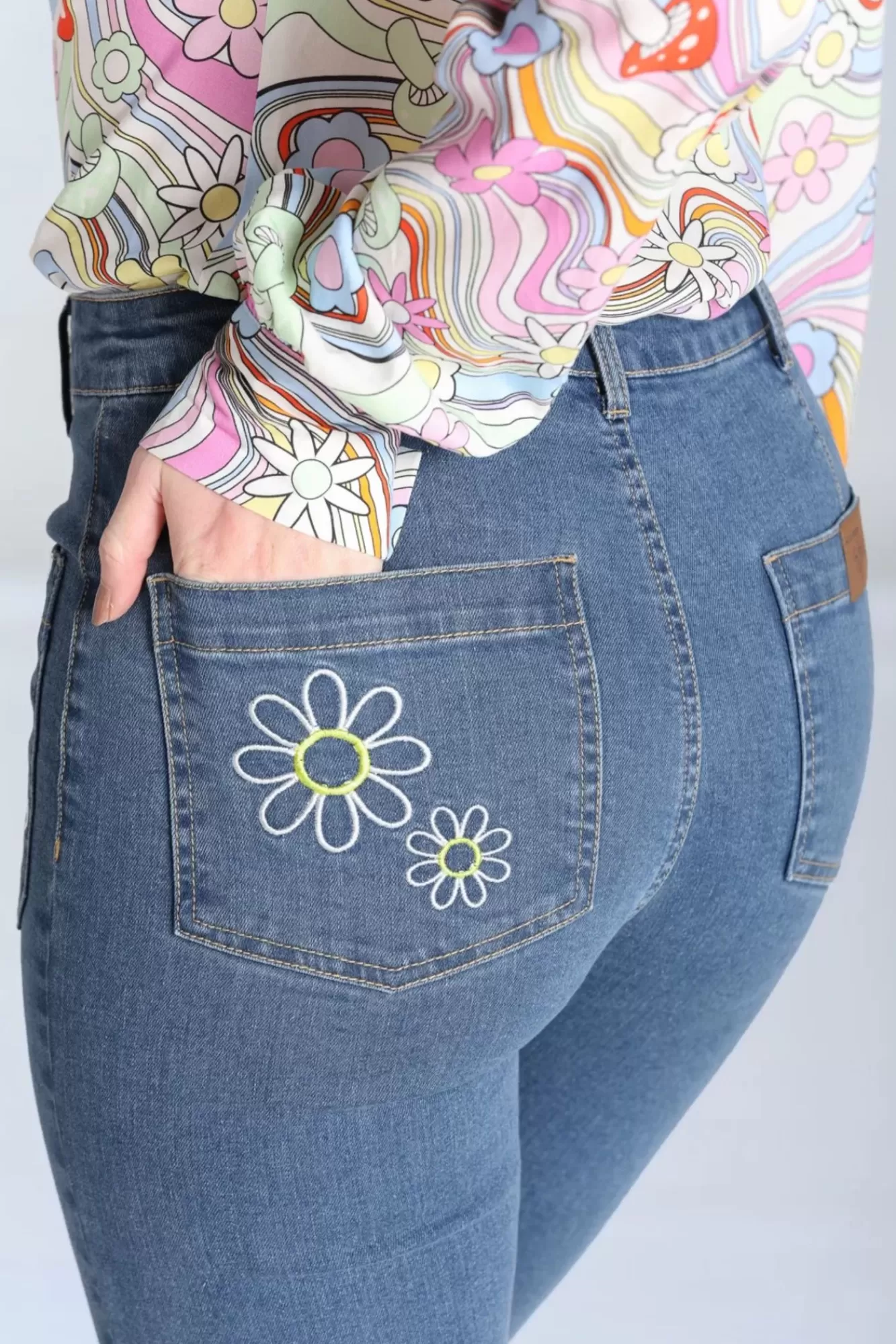 Bunny Daisy Flower Power Jeans In Licht Blauw | Vrouwen Broeken