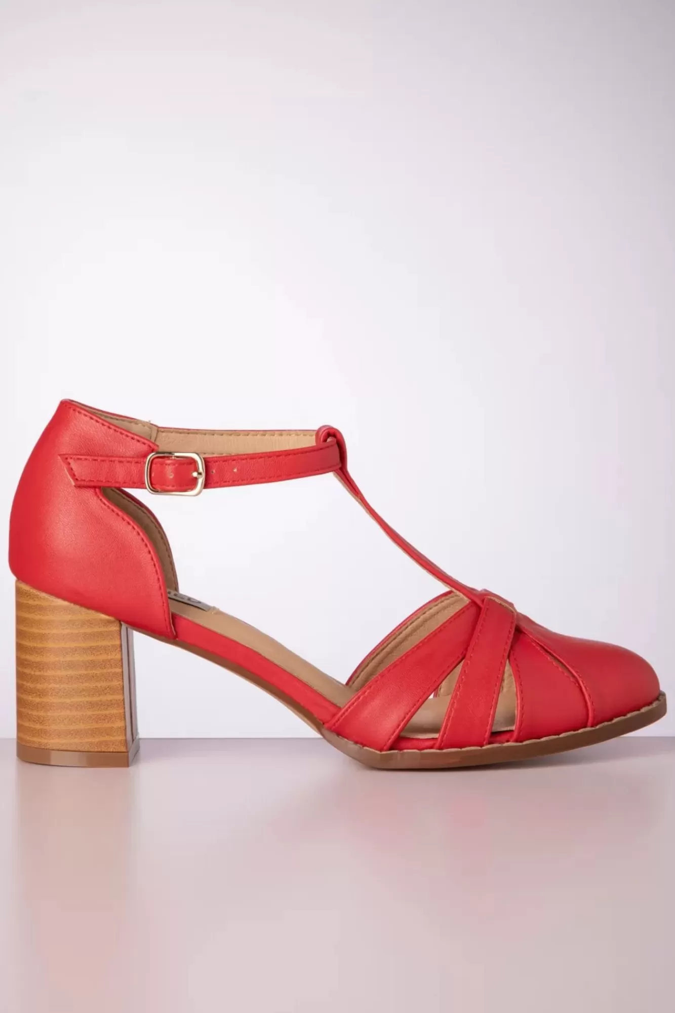 Banned Retro Fancy Footwork Pumps In Rood | Vrouwen Pumps