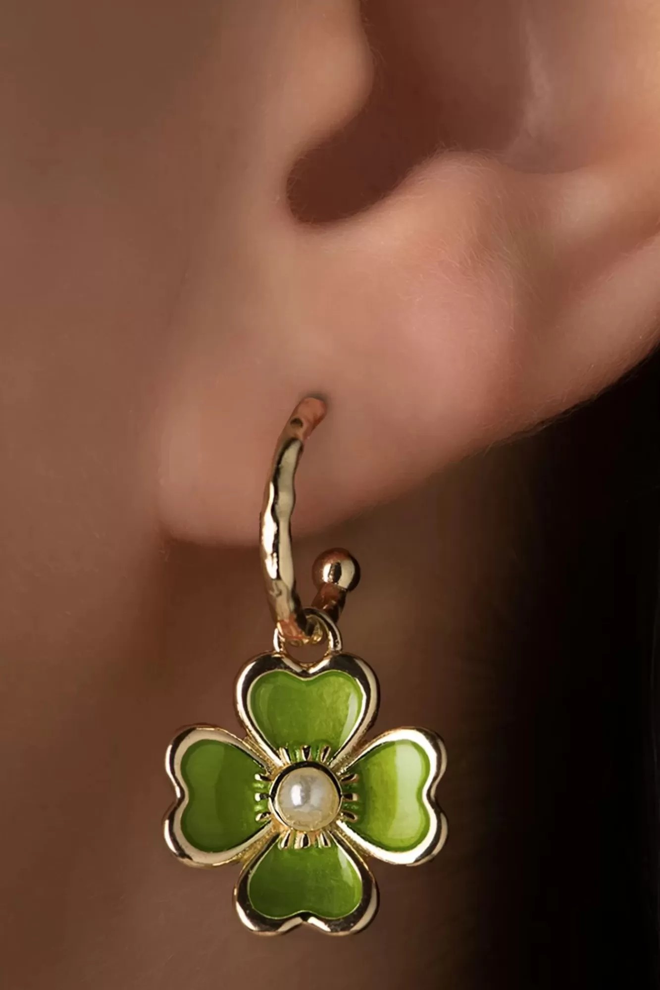 Day&Eve by Go Dutch Label Flower Love Oorbellen In Goud En Groen | Vrouwen Sieraden