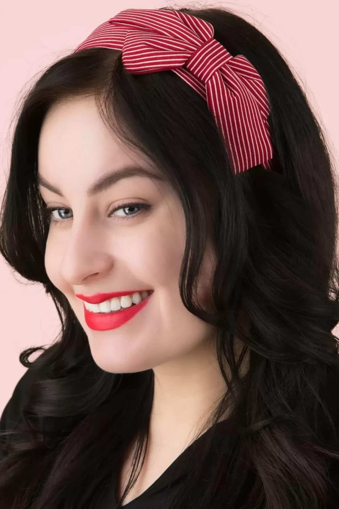 Banned Retro Genevieve Bow Haarband In Rood | Vrouwen Haaraccessoires