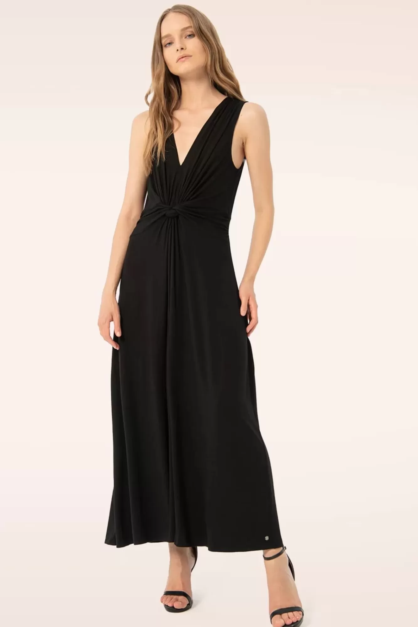 Surkana Jasmine Maxi Jurk In Zwart | Vrouwen Plus Size Jurken