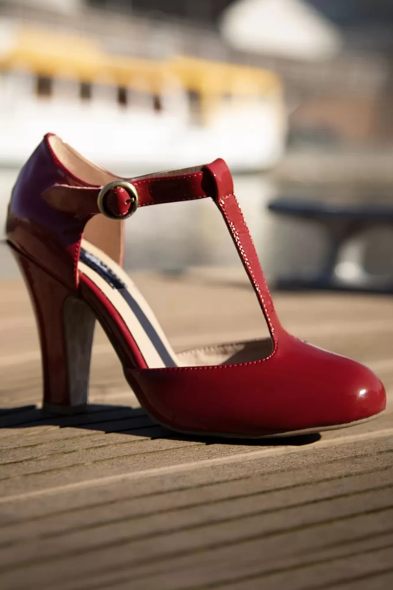 Lola Ramona u2665 Topvintage June Effortlessly Elegant Lakpumps In Vurig Rood | Vrouwen Pumps