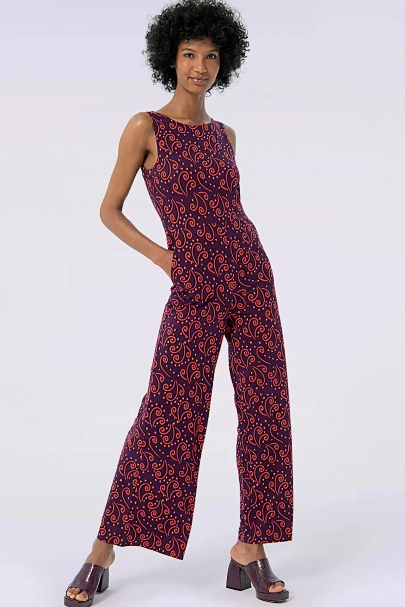 Surkana Keira Jumpsuit In Maroon | Vrouwen Playsuits & Jumpsuits