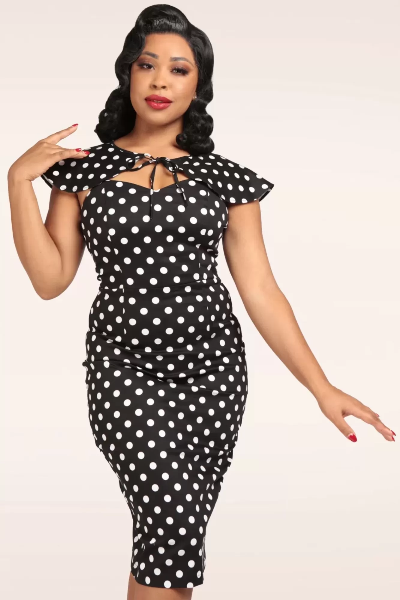 Collectif Clothing Lilla Polka Peplum Pencil Jurk In Zwart | Vrouwen Plus Size Jurken