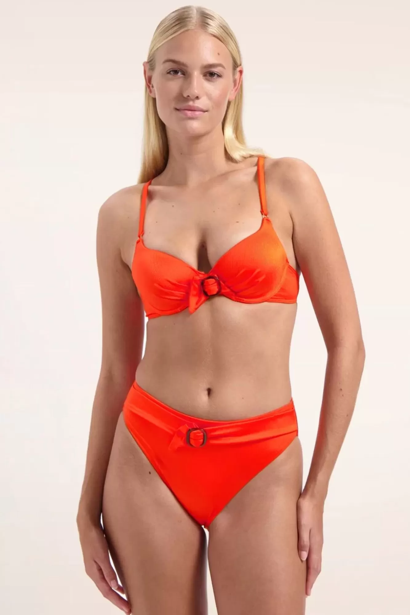 Cyell Satin High Waist Bikini Broekje In Oranje | Vrouwen Bikini'S