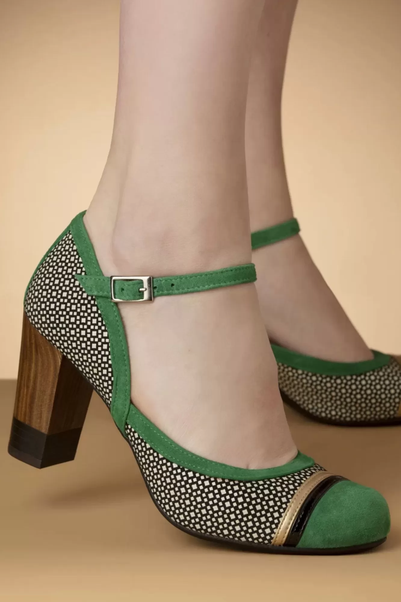 Nemonic Tessy Suede Mary Jane Pumps In Groen En Zwart | Vrouwen Pumps