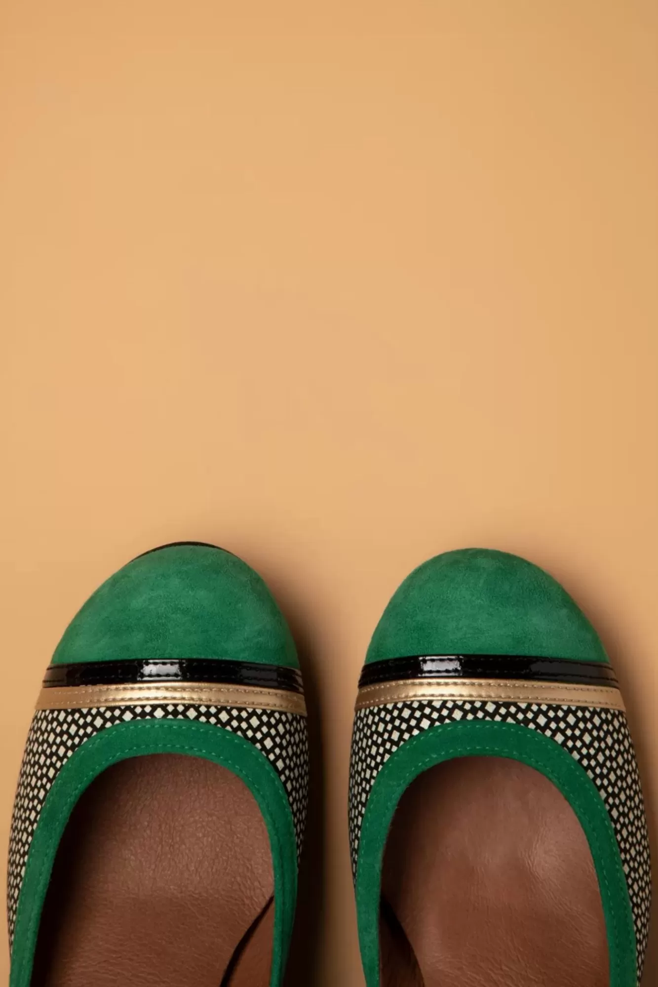 Nemonic Tessy Suede Mary Jane Pumps In Groen En Zwart | Vrouwen Pumps